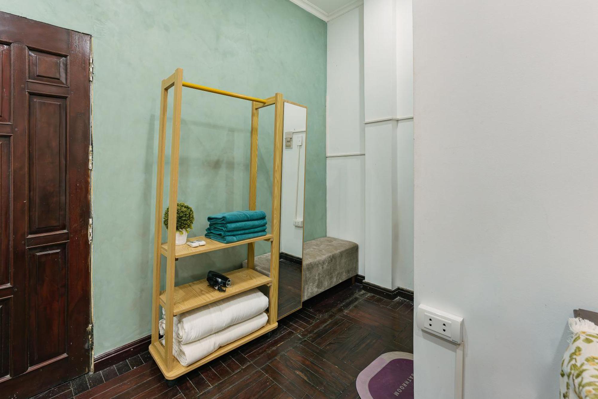 Дом отдыха Legume House - 50m To Hoan Kiem